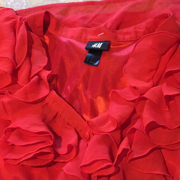 H&M Red frilled top gorgeous - Picture 8 of 8